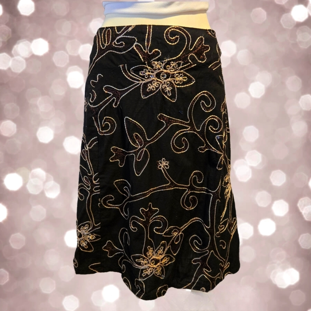 Embroidered Skirt - Size 9